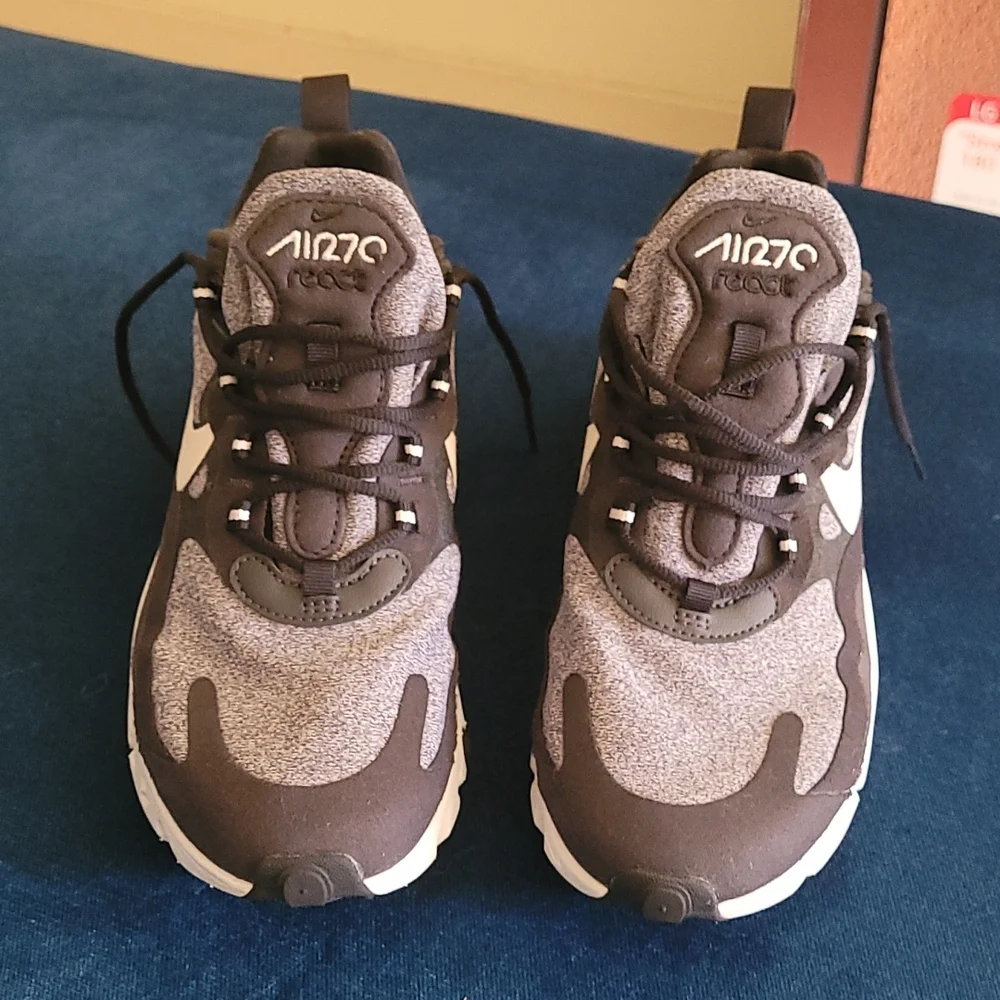 Nike Air  Max 270 - Picture 2 of 16